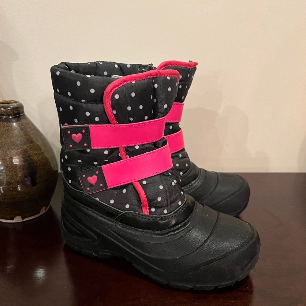WONDER NATION GIRLS HEART THEME WINTER BOOTS SIZE 2 BLACK PINK AGJUSTABLE NEW